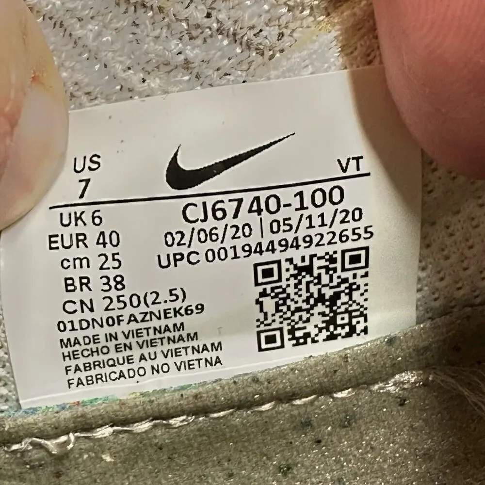 Womens 8.5 / Mens 7 Nike Air VaporMax 2020 Flyknit Summit White Athletic Sneaker